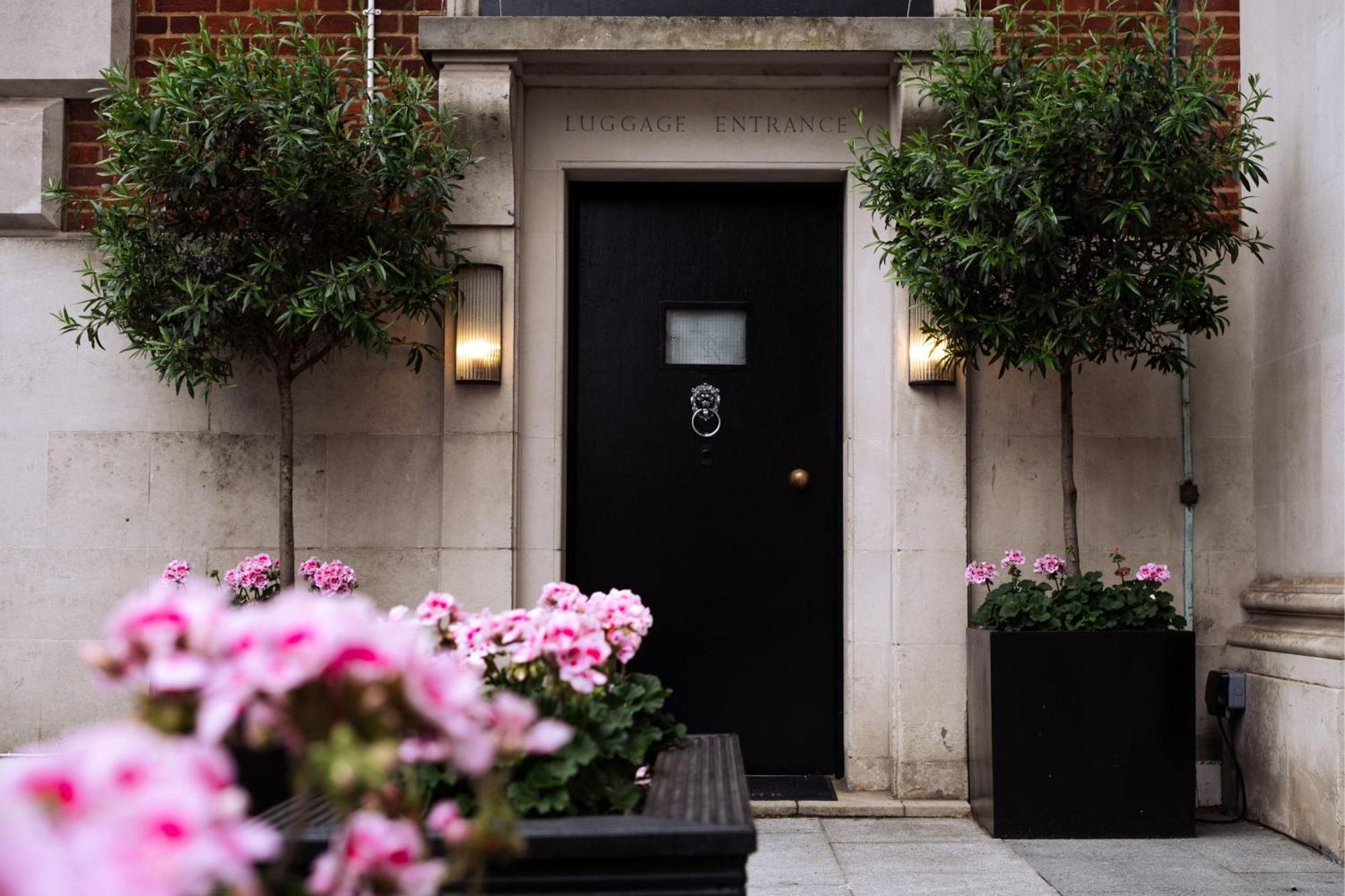 London Marriott Hotel Grosvenor Square Exterior photo